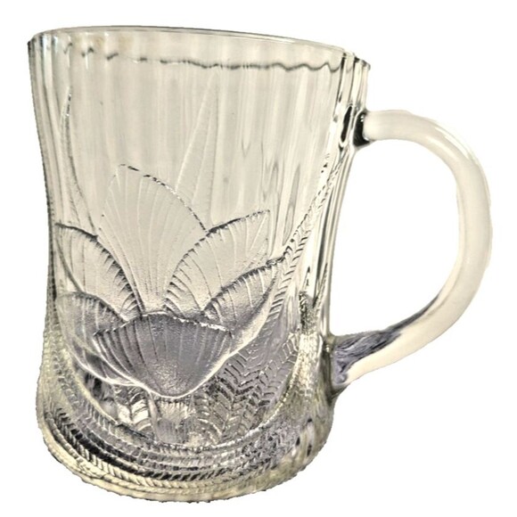 Arcoroc Canterbury Crocus Clear Glass Coffee Mug Teacup Tulip Vintage Drinkware - Picture 1 of 7